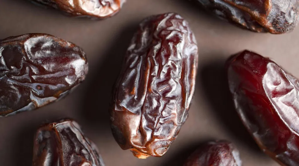 التمر يُعتبر خياراً مثالياً للحصول على دفعة سريعة من الطاقة (بيكسلز)