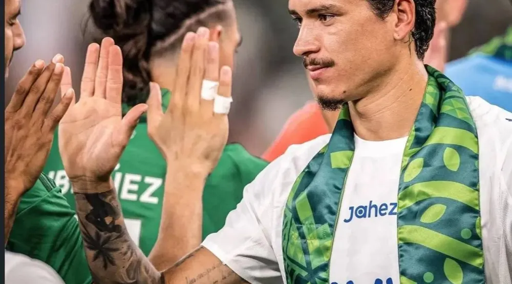 الأوروغوياني داروين نونيز (الشرق الأوسط)