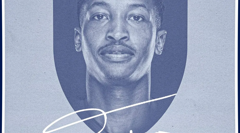 أعلن نادي الهلال ضم اللاعب مراد هوساوي (نادي الهلال)