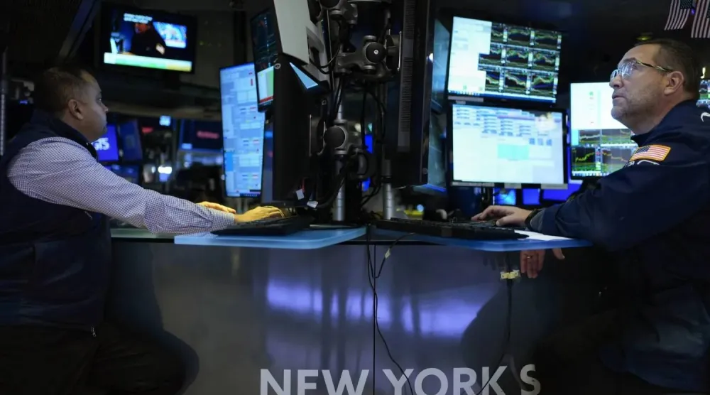 مثل كثير من الأثرياء يشتري ترمب سندات بانتظام ضمن محفظته الاستثمارية (أ.ب)