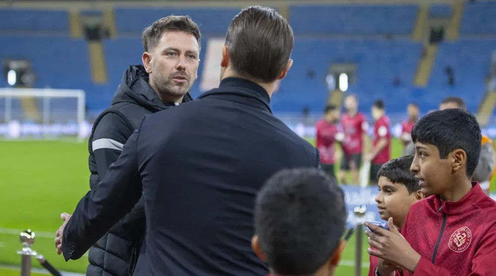 الألماني ماتياس يايسله المدير الفني لفريق الأهلي (تصوير: سعد الدوسري)