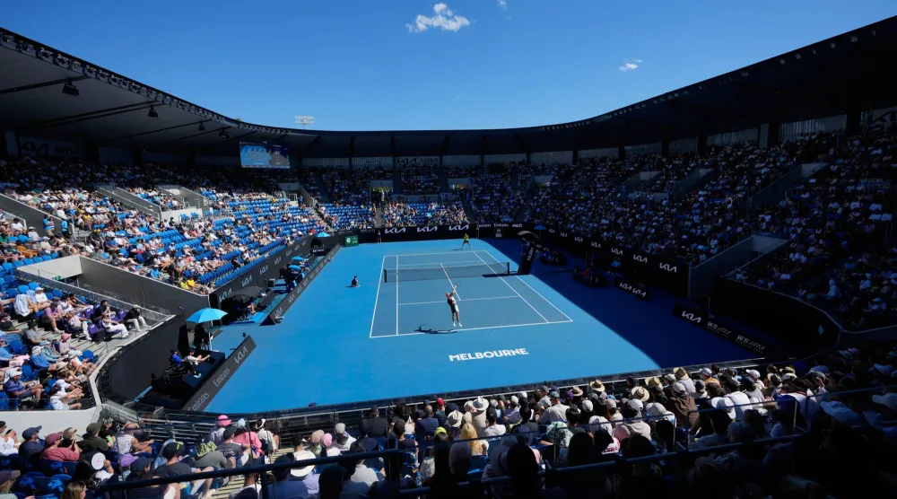  Sebastian Korda of the US serves compatriot Michael Zheng during their first round match at the Australian Open tennis championship in Melbourne, Australia, Sunday, Jan. 18, 2026. (AP) 