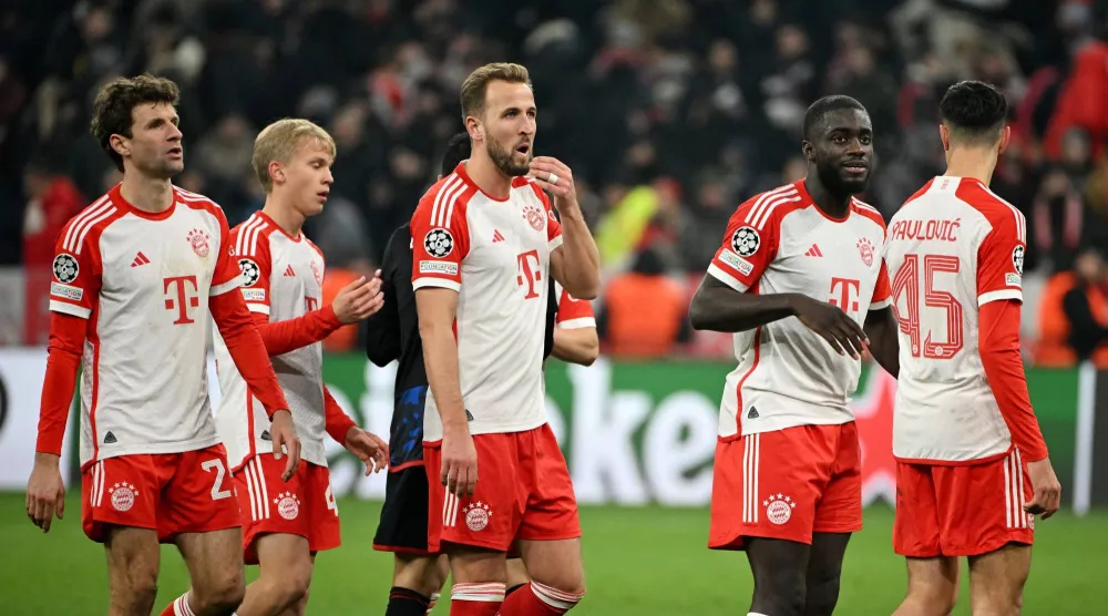 عدد من لاعبي فريق بايرن ميونيخ (رويترز)