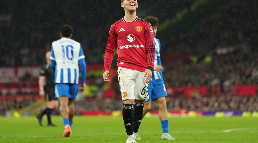 الأرجنتيني ليساندرو مارتينيز مدافع مانشستر يونايتد (أ.ب)