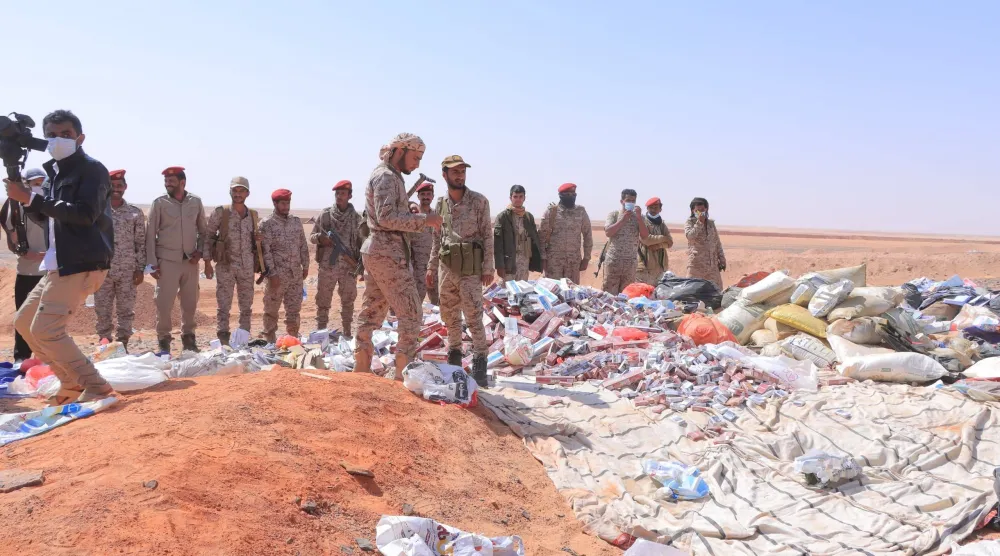 كتيبة أمن منفذ الوديعة تستعد لإتلاف كميات كبيرة من الممنوعات التي كانت في طريقها للأراضي السعودية (الشرق الأوسط)