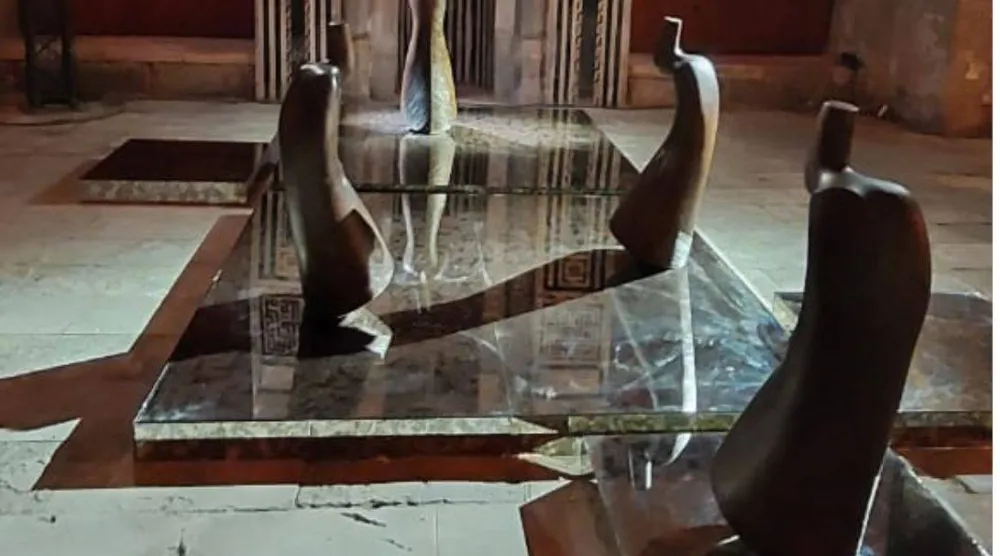 «دراويش المولوية» في معرض نحتي بالقاهرة التاريخية (وزارة الثقافة)