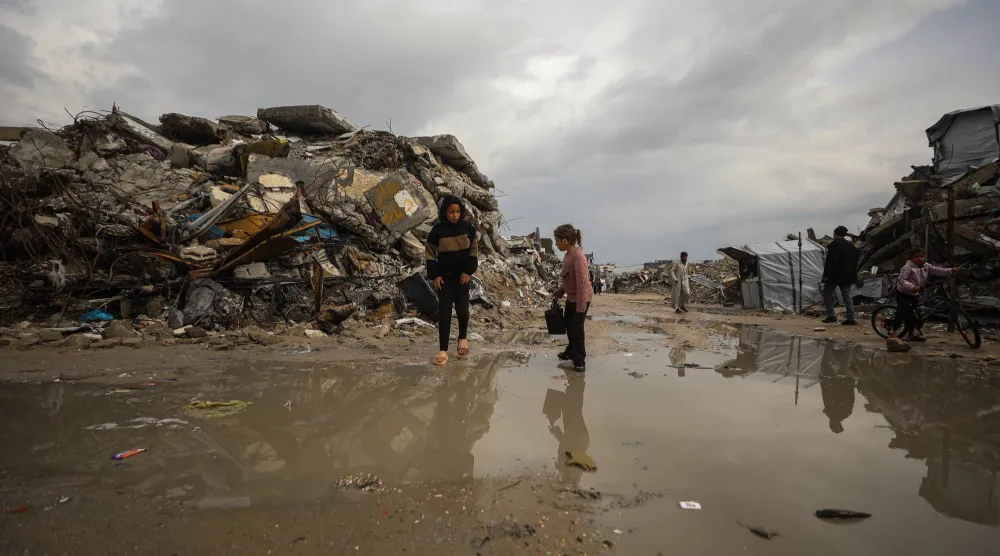 قيادات في «حماس» تستعد لـ«خروج آمن» من غزة... وشكوك حول عودتها