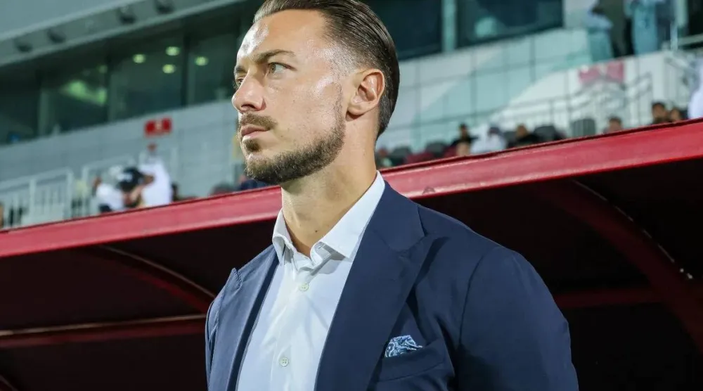 ماتياس يايسله مرشح لتدريب فرانكفورت (النادي الأهلي)