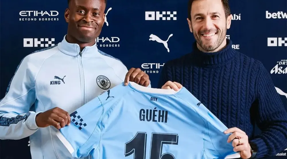 المدافع الدولي الإنجليزي مارك غويهي يعزز صفوف السيتي (مانشستر سيتي)