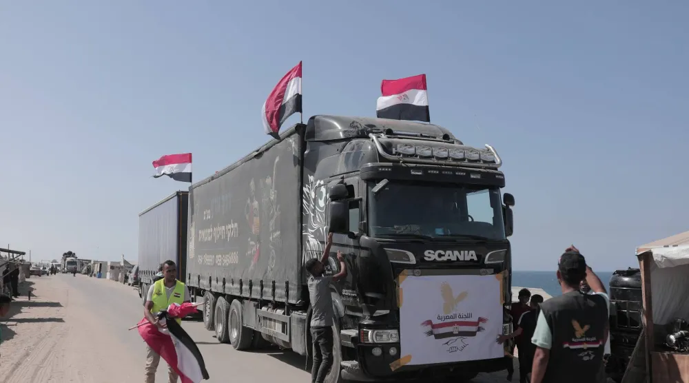 قافلة مساعدات مصرية في قطاع غزة (اللجنة المصرية)