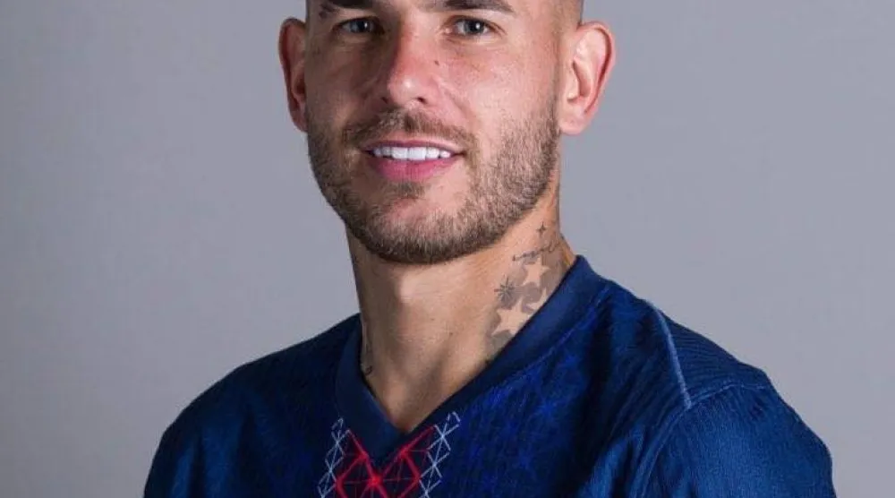 لوكاس هرنانديز (الشرق الأوسط)