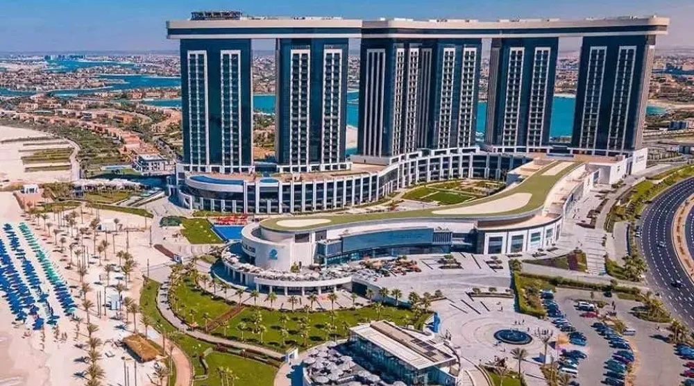 مدينة العلمين الجديدة تستهدف استقبال مزيد من السائحين (حساب المدينة على فيسبوك)