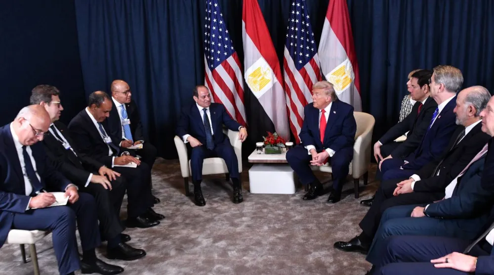 محادثات السيسي وترمب في دافوس الأربعاء (الرئاسة المصرية)