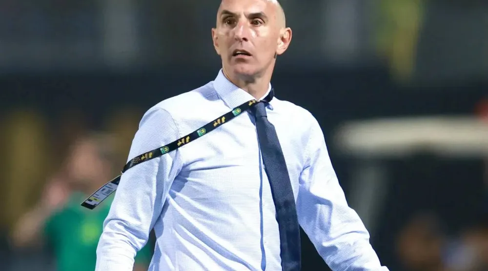 الكرواتي كرونسلاف يورتشيتش المدير الفني لفريق بيراميدز (كاف)