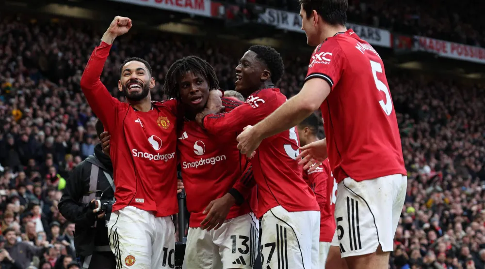 يسعى يونايتد لتكرار أدائه المميز أمام السيتي في ديربي مانشستر (أ.ف.ب)