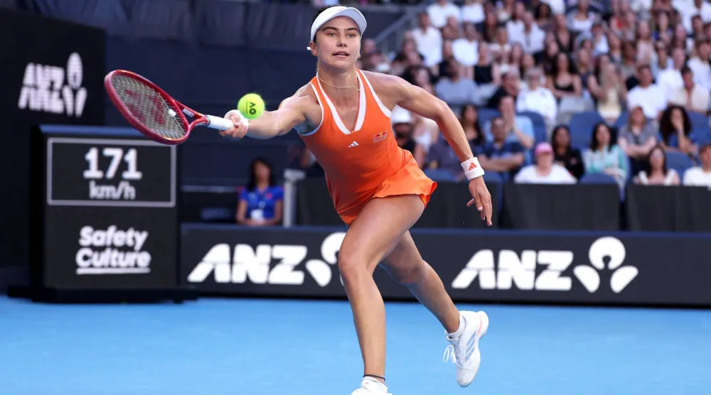 إيفا يوفيتش تتألق في ملبورن (أ.ف.ب)