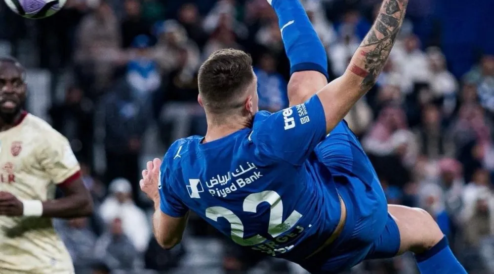 سافيتش مصدر قوة لا غنى عنه في الوسط الهلالي (موقع النادي)