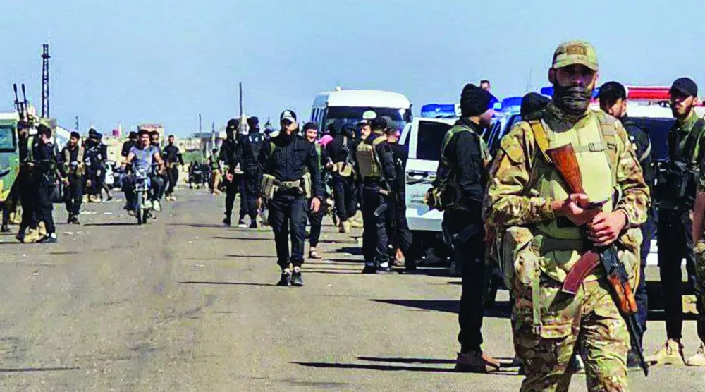 انتشار الجيش السوري وقوات الأمن في السويداء جنوب سوريا الاثنين (سانا - أ.ف.ب)