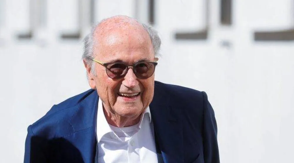 السويسري جوزيف بلاتر الرئيس السابق للاتحاد الدولي لكرة القدم (رويترز)