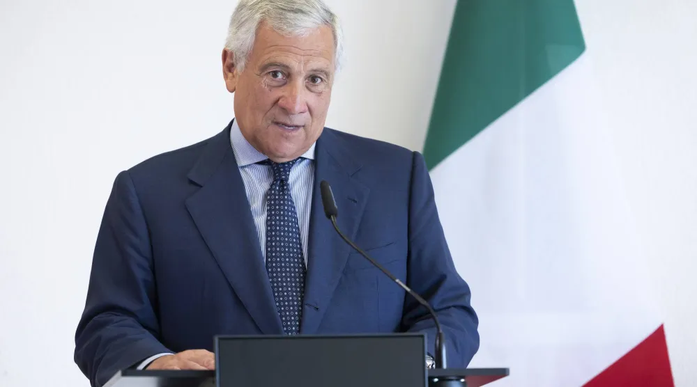 نائب رئيس الوزراء وزير الخارجية الإيطالي أنطونيو تاياني (إ.ب.أ)