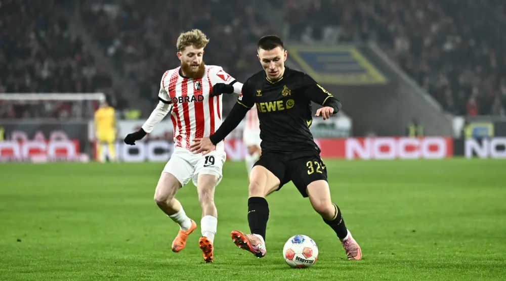 «البوندسليغا» يواصل تحقيق الأرباح (د.ب.أ)