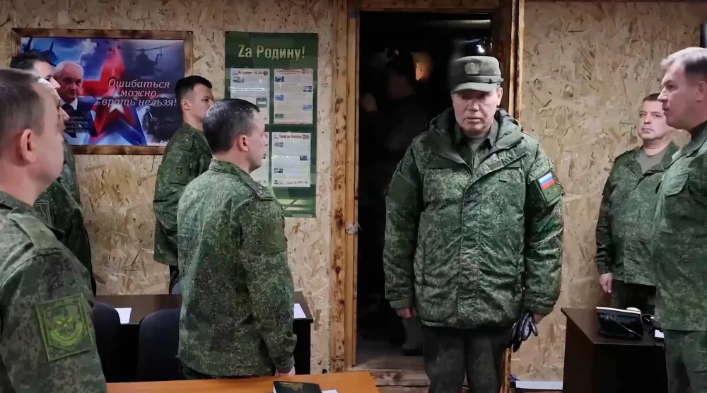 رئيس الأركان العامة للقوات المسلحة الروسية فاليري غيراسيموف (أ.ب)