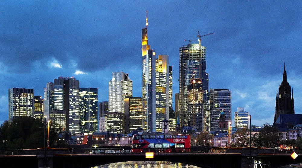 مظهر عام لمدينة فرنكفورت بألمانيا (رويترز)