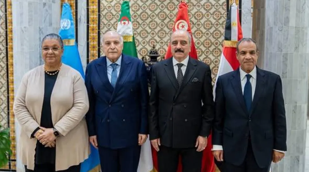 تيتيه مع وزراء خارجية مصر وتونس والجزائر في تونس (البعثة الأممية)