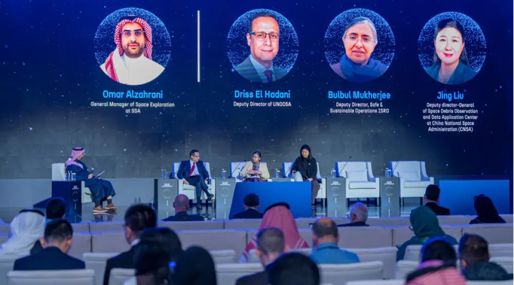 شهدت الجلسة مشاركة مسؤولين من السعودية والهند والصين والأمم المتحدة (وكالة الفضاء السعودية) 