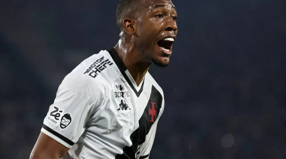 المهاجم البرازيلي رايان ينضم لبورنموث (رويترز)