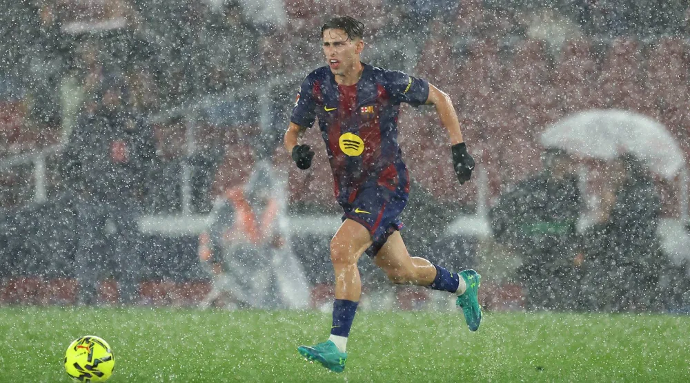 فيرمين لوبيز نجم برشلونة (رويترز)