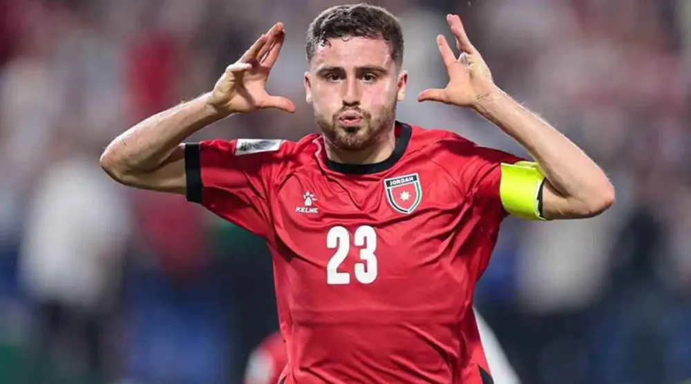 الجناح الأردني علي العزايزة (منتخب الأردن)