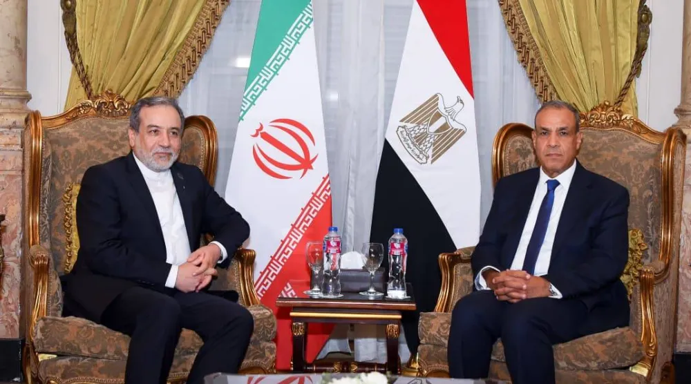 وزير الخارجية المصري بدر عبد العاطي في لقاء سابق مع نظيره الإيراني عباس عراقجي (الخارجية المصرية)