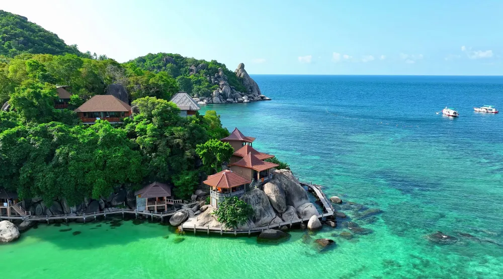 ميزة "إير بي إن بي" أنها منصة تؤمن السكن في أماكن نائية (شاترستوك)