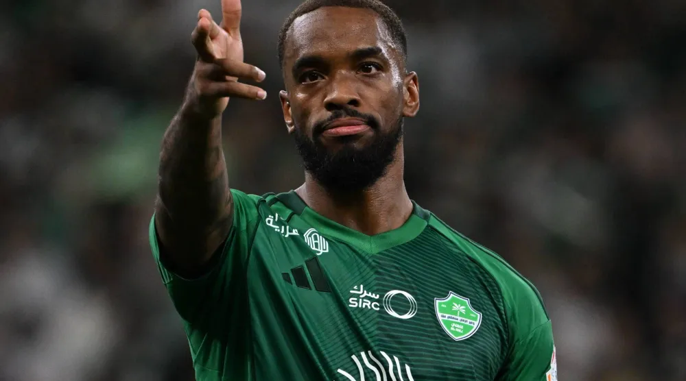 توني محتفلاً بأحد أهدافه أمام الاتفاق (تصوير: علي خمج) 