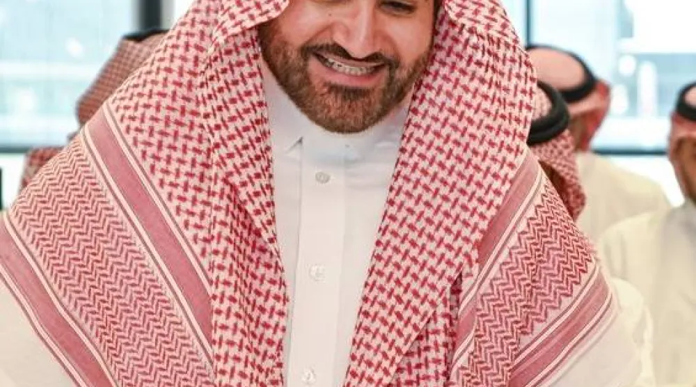 بدر القاضي نائب وزير الرياضة ضمن المشاركين في الجلسات الحوارية (الشرق الأوسط)