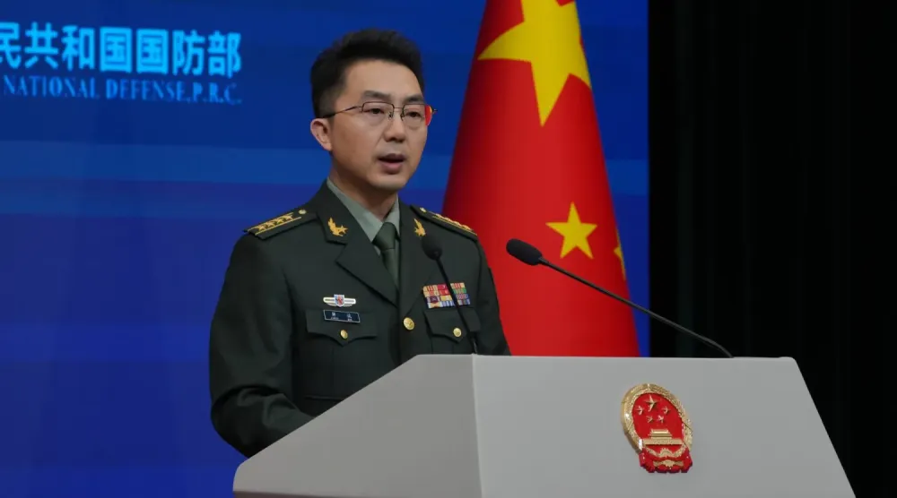 Çin Savunma Bakanlığı sözcüsü Jiang Bin (AP)