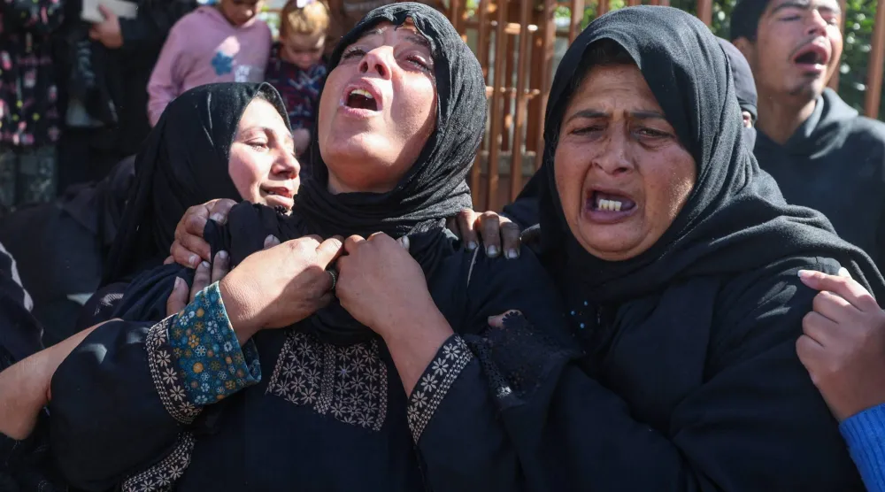 القوات الإسرائيلية قتلت ما لا يقل عن 490 شخصاً ‍منذ بدء سريان الهدنة أكتوبر 2025 في قطاع غزة (رويترز)