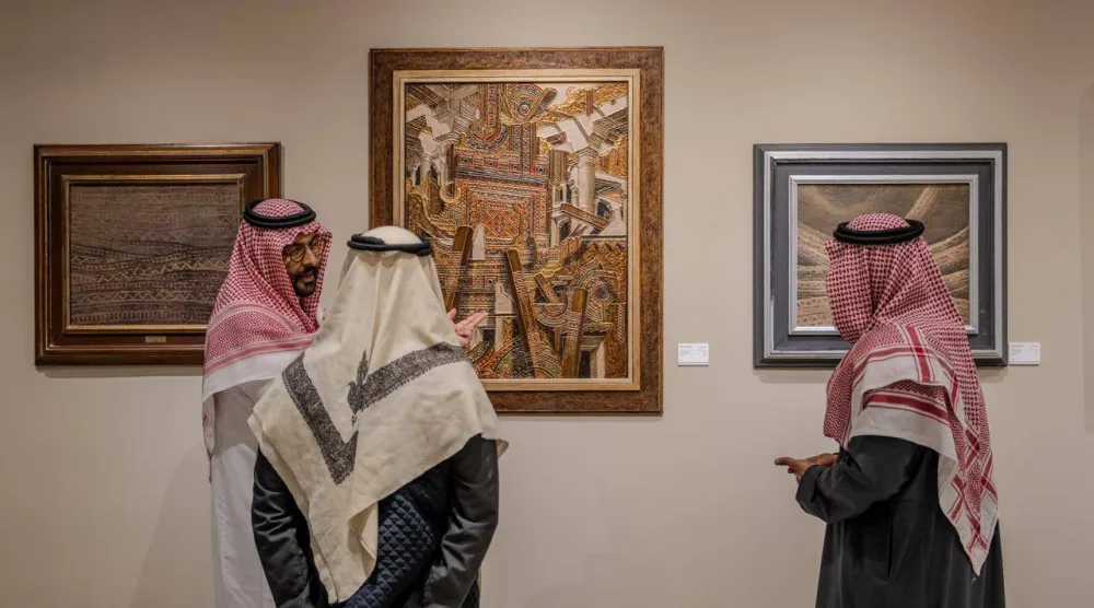 لوحات منوَّعة شهدها المعرض (الشرق الأوسط)