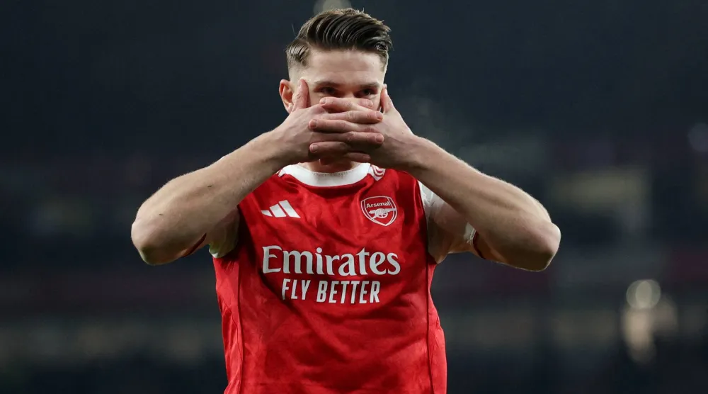 فيكتور جيوكيريس مهاجم فريق آرسنال (رويترز) 