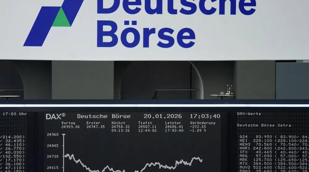 مخطط مؤشر الأسهم الألماني «داكس» في بورصة فرانكفورت (رويترز)