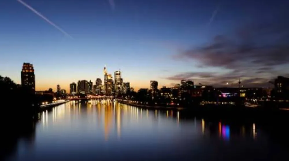 أفق مدينة فرانكفورت (رويترز)