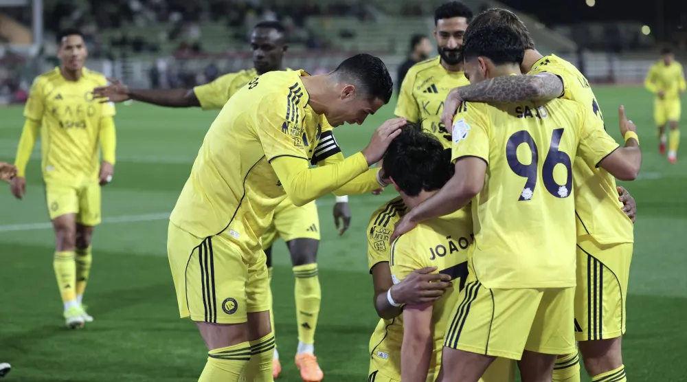 فرحة نصراوية بالهدف الأول (تصوير: عبد العزيز النومان)