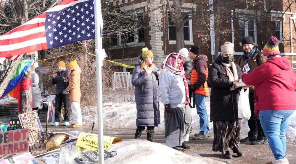 اضراب وتظاهر وثلوج ... في مينيابوليس (آ ب)