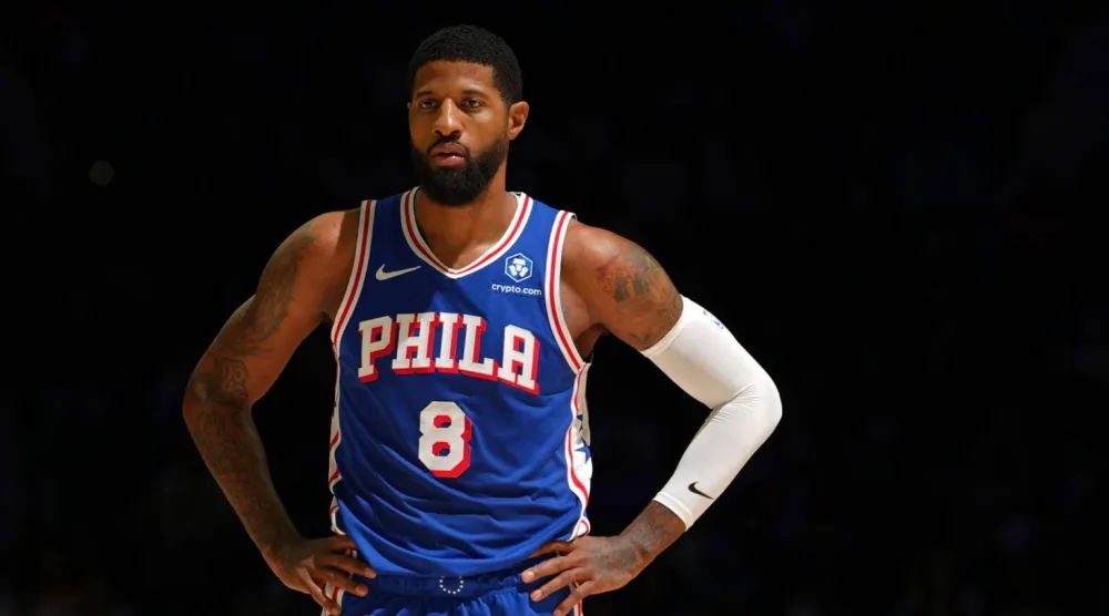 بول جورج نجم فيلادلفيا سفنتي سيكسرز (إن بي إيه)