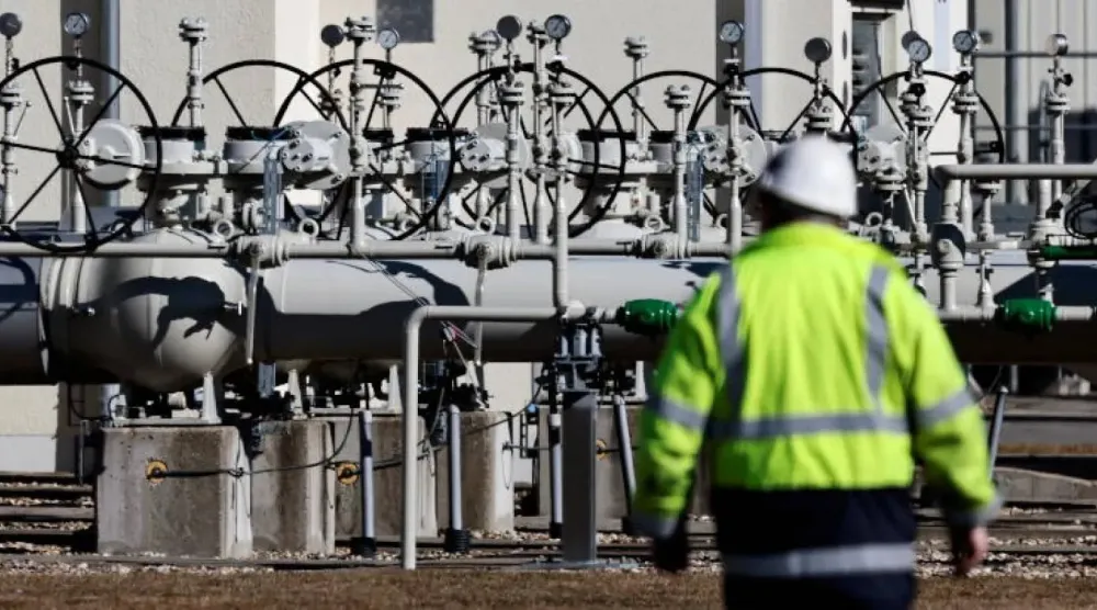 تزيد ألمانيا من اعتمادها على استيراد الغاز الطبيعي المسال (رويترز)