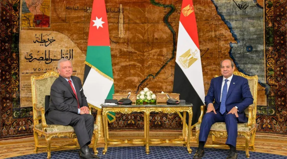 الرئيس المصري عبد الفتاح السيسي يستقبل العاهل الأردني عبد الله الثاني في القاهرة الأحد (الرئاسة المصرية)