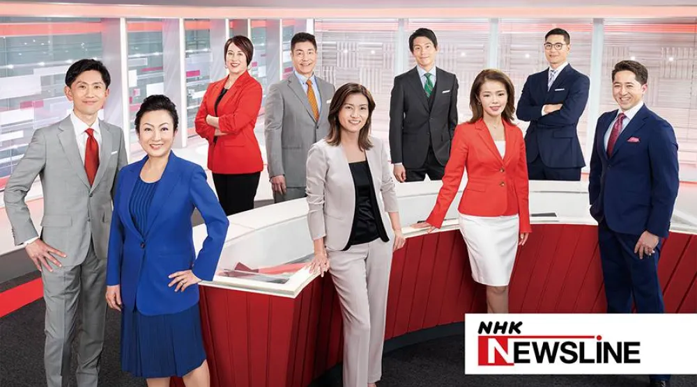 مذيعو أخبار ومراسلون في محطة «إن إتش كيه» اليابانية (إن إتش كي)