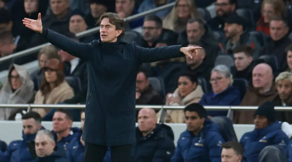 توماس فرانك المدير الفني لفريق توتنهام هوتسبير (إ.ب.أ)