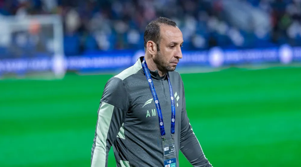 أحمد مجدي مساعد مدرب الفتح (تصوير: عيسى الدبيسي) 